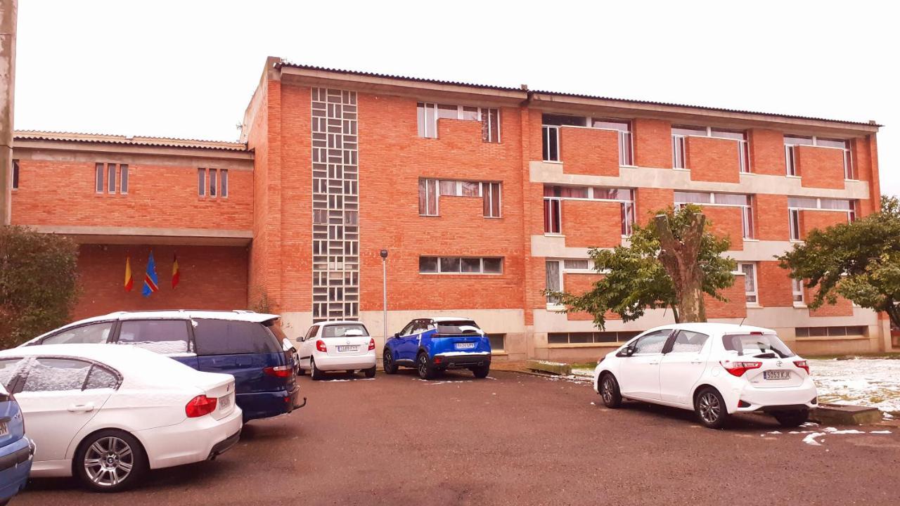 Residencia Diego Martinez Palencia Luaran gambar
